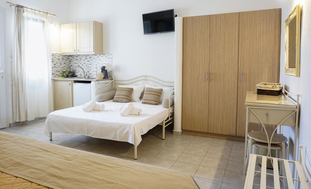 Casa Nostra Mykonos Boutique Rooms & Studios 格拉斯托斯 外观 照片