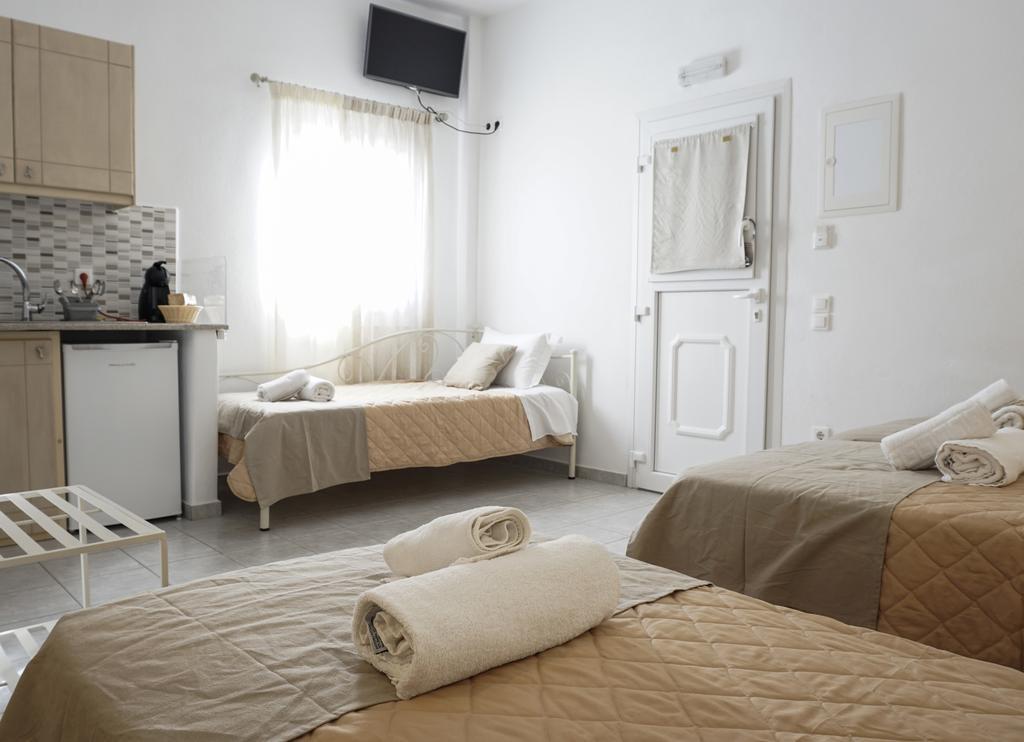 Casa Nostra Mykonos Boutique Rooms & Studios 格拉斯托斯 外观 照片